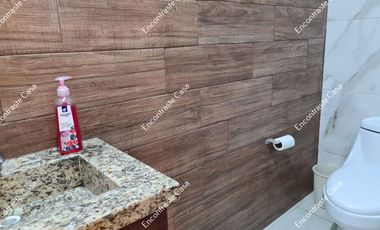 AMPLIA CASA EN COLONIA MEXICO, URUAPAN, MICHOACAN, MEXICO