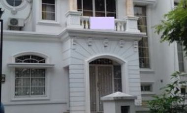 disewakan rumah milenial pik 2 uk 4.5x10 vinly siap huni