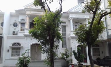 disewakan rumah milenial pik 2 uk 4.5x10 vinly siap huni