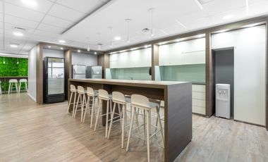 Acceso a oficinas profesionales en BUENOS AIRES, American Express Retiro