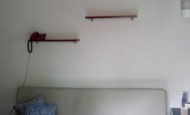 DIJUAL RUMAH POSISI HOOK TENGAH KOTA BERNUANSA MINIMALIS LOKASI DALAM PERUMAHAN WIKA AMAN NYAMAN HARGA NEGO