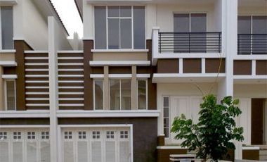 Disewakan Rumah Crown Golf Furnished Pantai Indah Kapuk Jakarta Utara
