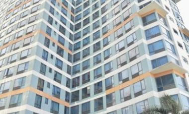 1 bedroom fuly furnished Eastwood condo with Mall access