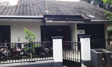 disewa rumah di kopo permai bandung kamar 3 + 1 dekat minimarket dan sekolah