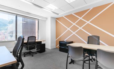 Oficina abierta en renta para 10 personas en Avenida Chile, Bogota