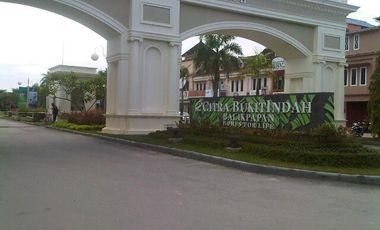 RUMAH STRATEGIS SIAP HUNI DI KAWASAN PERUMAHAN ELIT CIPUTRA