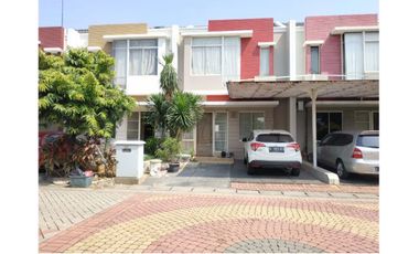 Disewakan Rumah Furnished di Golf Lake Cengkareng uk. 8x20 Harga 230 juta