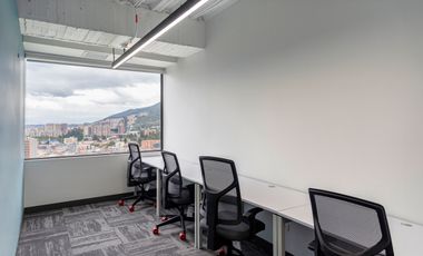 Alquiler de oficina comercial para 4 personas en Bogota, North Point.