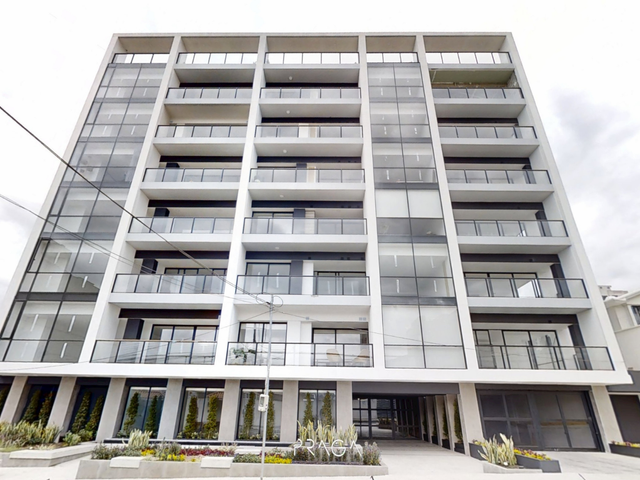 PRAGA -  Departamentos en Anansayas, Quito