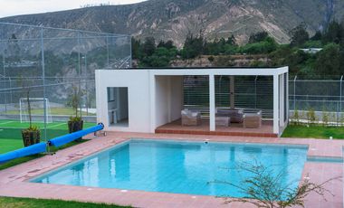 Casa de Venta en Porton de Malaga 2 · Av. Manuel Cordova Galarza, se encuntra a 500m de CEMEXPO