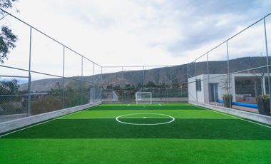 Casa de Venta en Porton de Malaga 2 · Av. Manuel Cordova Galarza, se encuntra a 500m de CEMEXPO