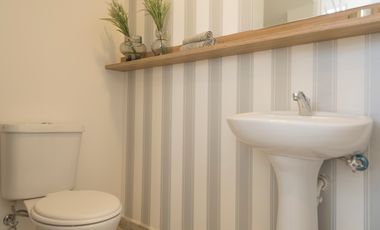 Casa de Venta en Porton de Malaga 2 · Av. Manuel Cordova Galarza, se encuntra a 500m de CEMEXPO