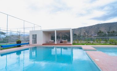 Casa de Venta en Porton de Malaga 2 · Av. Manuel Cordova Galarza, se encuntra a 500m de CEMEXPO