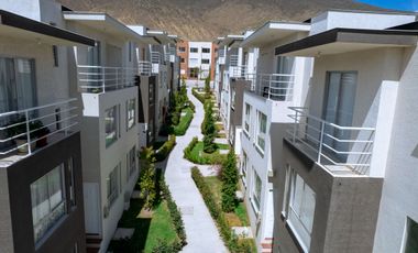 Casa de Venta en Porton de Malaga 2 · Av. Manuel Cordova Galarza, se encuntra a 500m de CEMEXPO