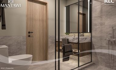 Pet-friendly 2BR Condo Unit w/ Balcony for Sale in Mantawi