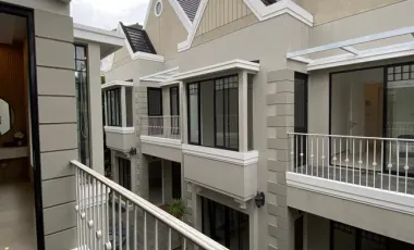 sewa rumah mewah Setra duta Cipaganti