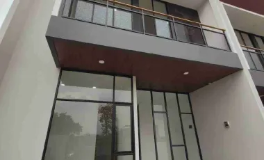 sewa rumah mewah Setra duta Cipaganti