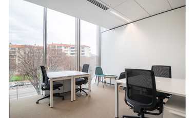 Oficinas a medida para 3 personas en Buenos Aires, Distrito Quartier