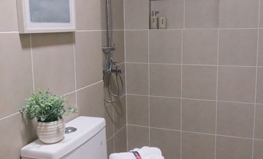 Kinsan Heights: 1 Bedroom Suite Unit, 52.90 sqm for Sale in Santa Cruz, Manila