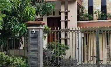 Rumah Baru Demi Furnished jatinegara Baru Brand New  Luas 2 Lantai