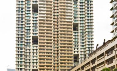 3BR, 2T&B Fully furnish, interior designed, corner unit