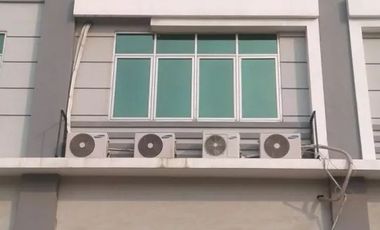 Disewakan ruko Elang Laut Pik siap pakai parkir luas