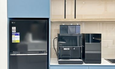 All-inclusive access to coworking space in Regus AMA Tower