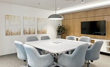 All-inclusive access to coworking space in Regus AMA Tower