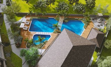 Pet-friendly 2BR Condo Unit w/ Balcony for Sale in Woodsville Crest Phase 2 – Maple, Merville, Parañaque