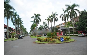 Rumah Besar Tanah Luas Kemang Pratama Bekasi