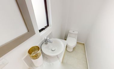 úlitma Casa de Venta esquinera en el Valle de los Chillos - Sector La Moya