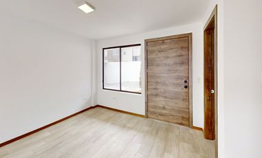 úlitma Casa de Venta esquinera en el Valle de los Chillos - Sector La Moya