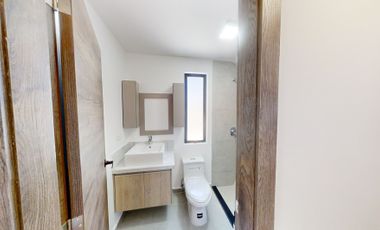 úlitma Casa de Venta esquinera en el Valle de los Chillos - Sector La Moya