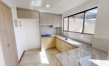 úlitma Casa de Venta esquinera en el Valle de los Chillos - Sector La Moya