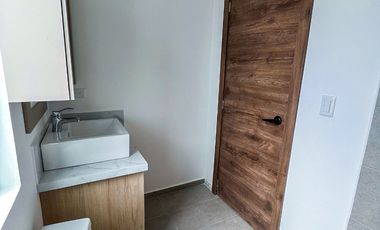 úlitma Casa de Venta esquinera en el Valle de los Chillos - Sector La Moya