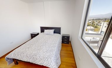 úlitma Casa de Venta esquinera en el Valle de los Chillos - Sector La Moya