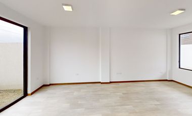 úlitma Casa de Venta esquinera en el Valle de los Chillos - Sector La Moya