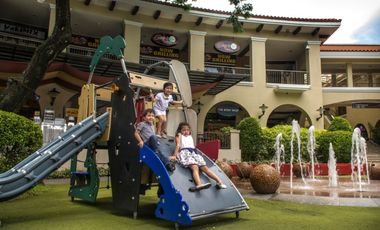 HOUSE FOR LEASE IN AYALA ALABANG