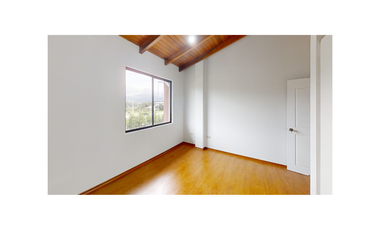 Departamento de venta de 3 habitaciones en el Valle de los Chillos