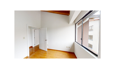 Departamento de venta de 3 habitaciones en el Valle de los Chillos
