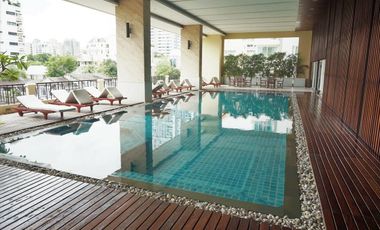 Lower than market price! 2 bedroom and pet friendly condo in Phrompong for sale