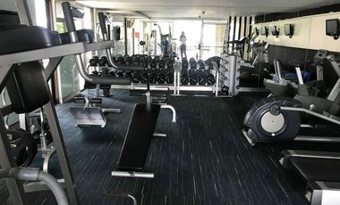 Lower than market price! 2 bedroom and pet friendly condo in Phrompong for sale