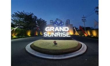 Rumah minimalis asri terawat Grand Sunrise