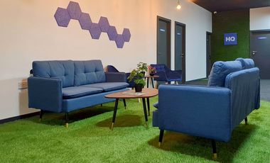 Access professional office space in HQ Laureano di Trevi Tower