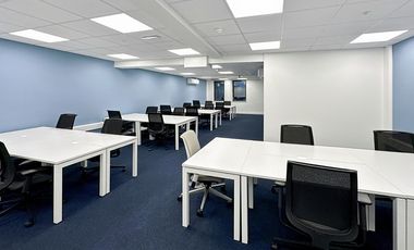 Access professional office space in HQ Laureano di Trevi Tower