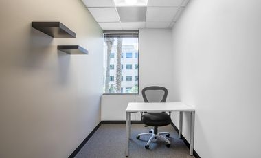 24/7 access to designer office space for 4 person in Spaces Century Diamond Tower