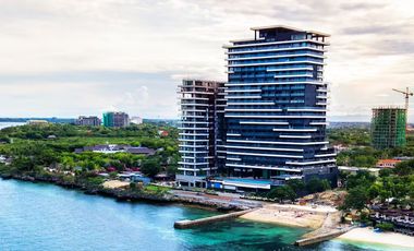 Condo for sale or rent , the Reef with balcony Panoramic seaview