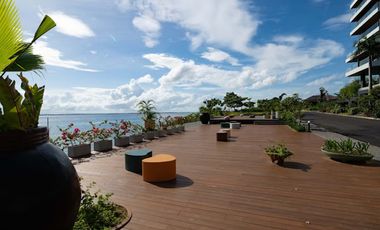 Condo for sale or rent , the Reef with balcony Panoramic seaview