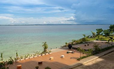 Condo for sale or rent , the Reef with balcony Panoramic seaview