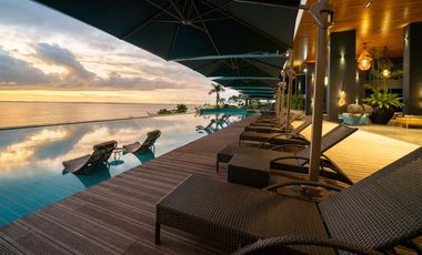 Condo for sale or rent , the Reef with balcony Panoramic seaview